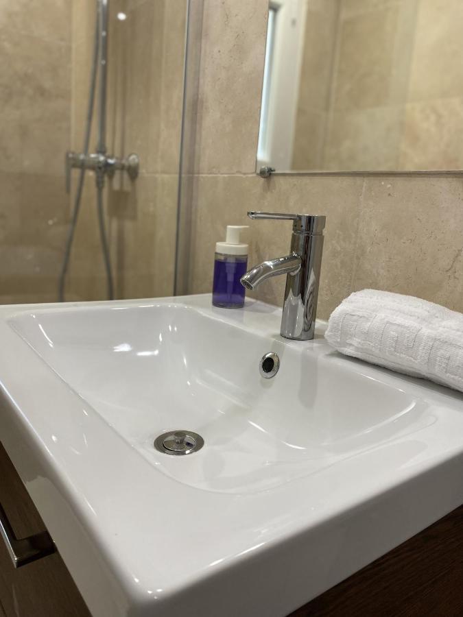 T2 St Jean 4 Personnes Clim Wifi Terrasse Apartment Тулон Екстериор снимка